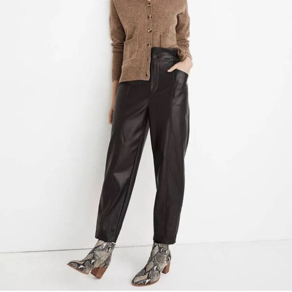 Madewell Black Vegan Leather Pull-On Paperbag Pants MB292 Sz Plus 14